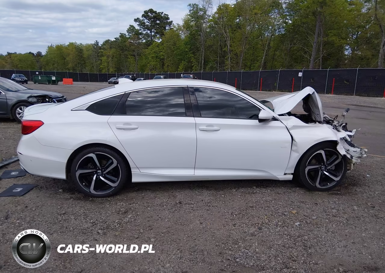 2018 Honda Accord Sport VIN:1HGCV1F34JA227162 - 14