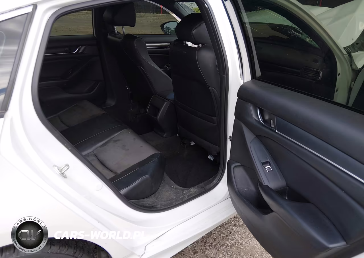 2018 Honda Accord Sport VIN:1HGCV1F34JA227162 - 8