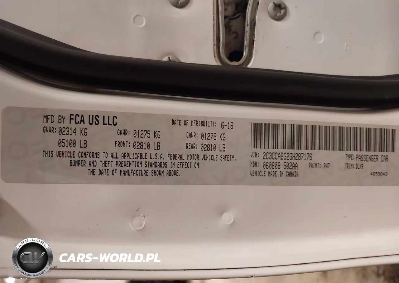 2016 Chrysler 300 300S VIN:2C3CCABG2GH287176 - 9
