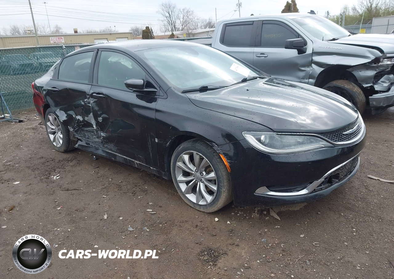 2016 Chrysler 200 S