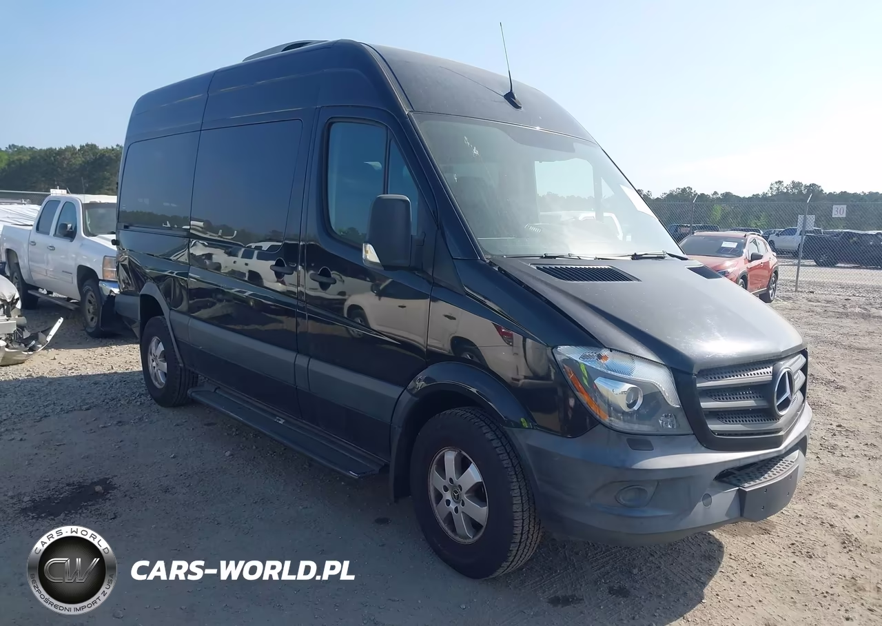 2018 Mercedes-Benz Sprinter 2500 Standard Roof V6 – zdjęcie 1 z 16