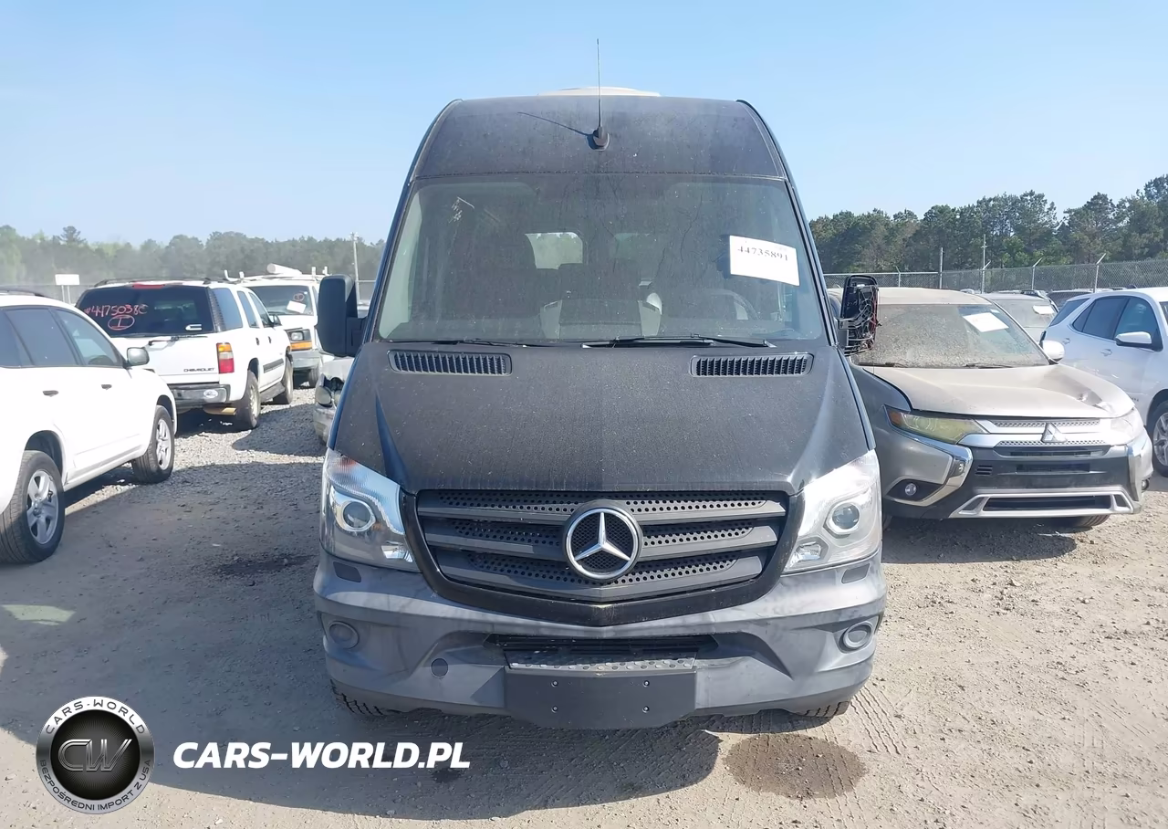 2018 Mercedes-Benz Sprinter 2500 Standard Roof V6 VIN:WDZPE7CD2JP606478 - 12