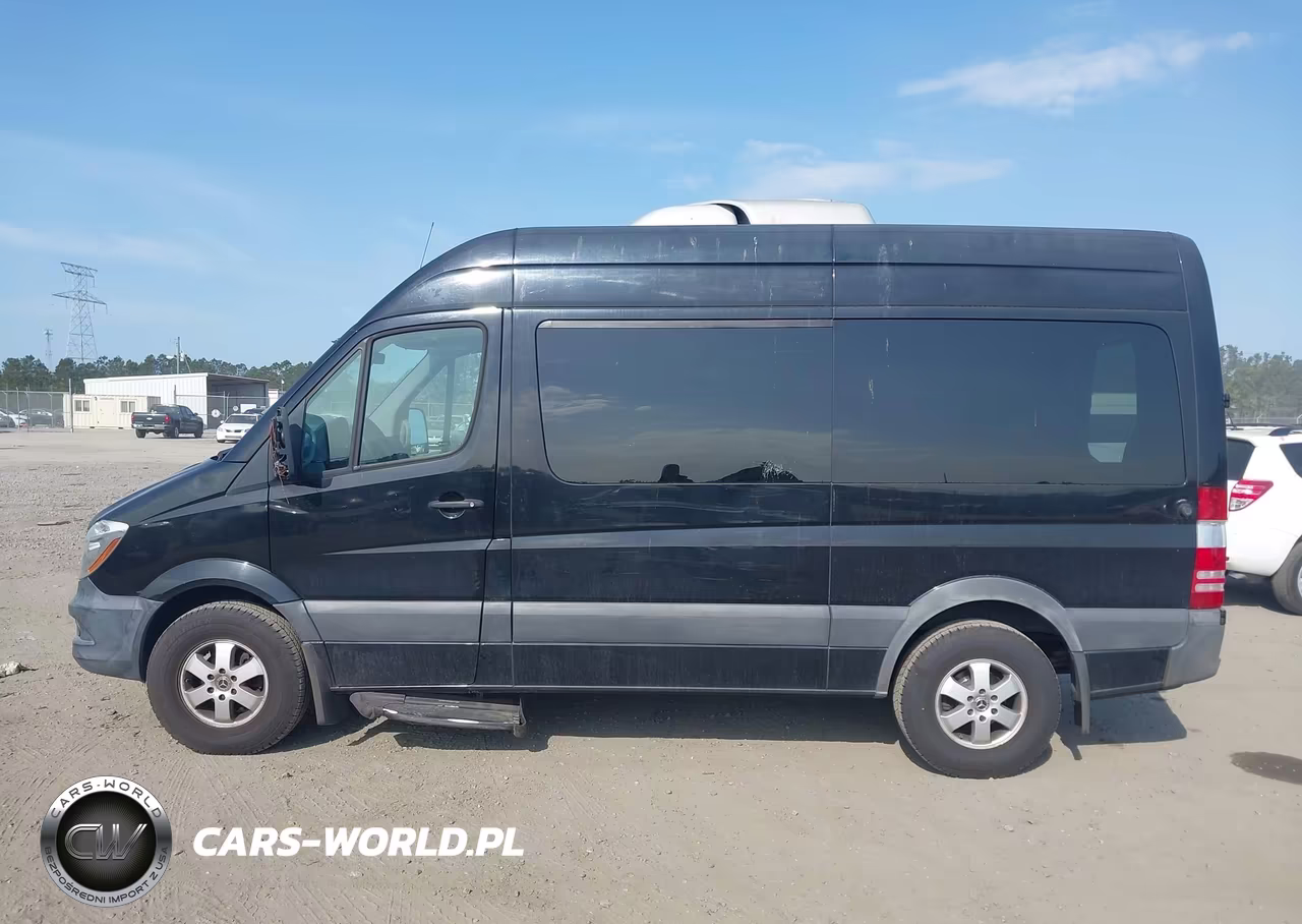 2018 Mercedes-Benz Sprinter 2500 Standard Roof V6 VIN:WDZPE7CD2JP606478 - 14