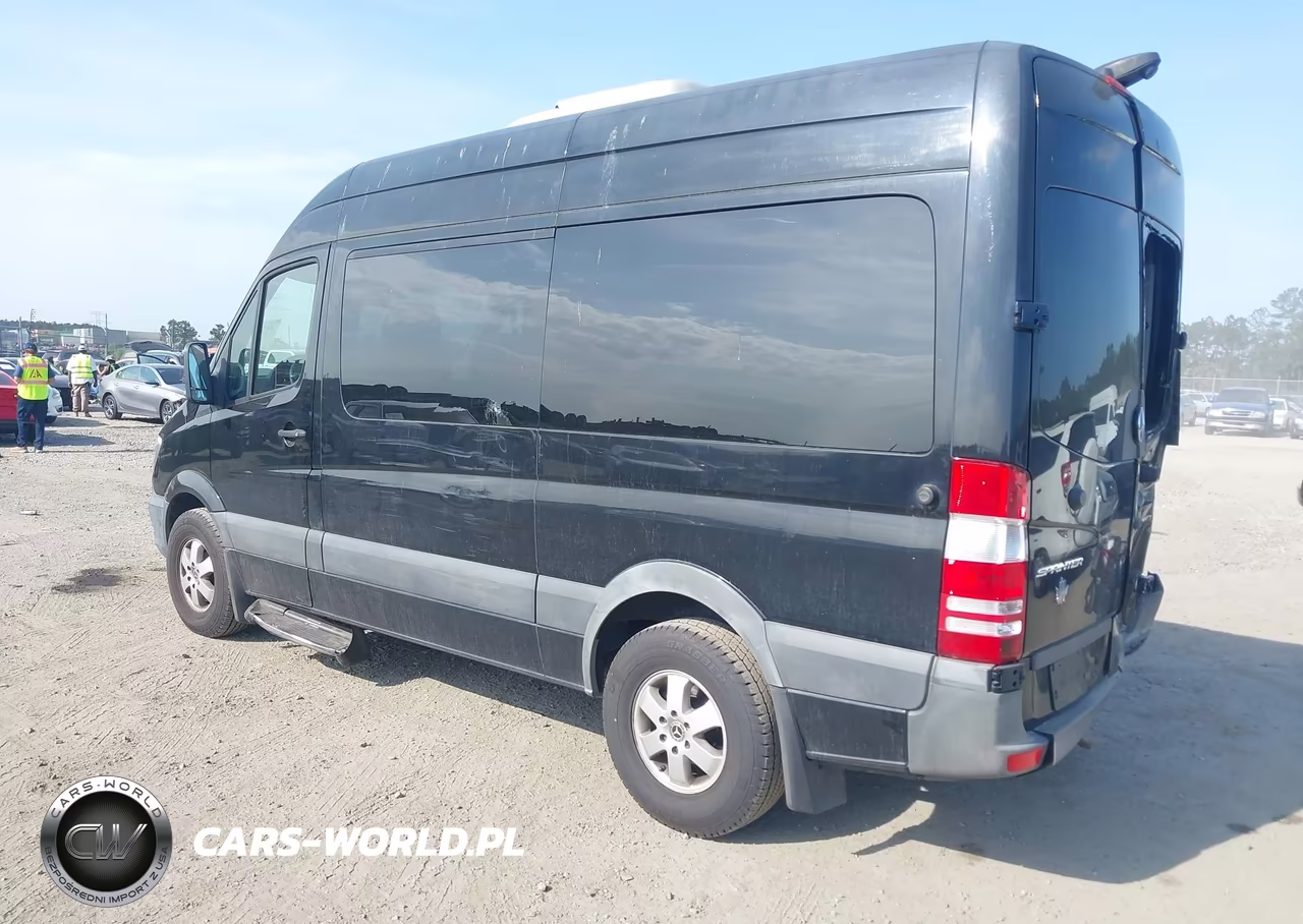 2018 Mercedes-Benz Sprinter 2500 Standard Roof V6 VIN:WDZPE7CD2JP606478 - 3