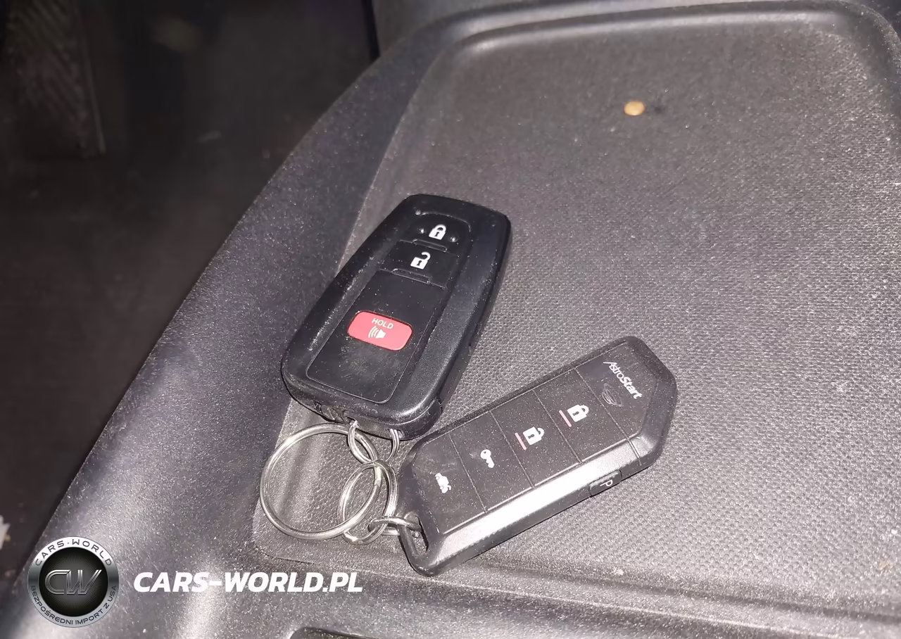 2019 Toyota Prius Le VIN:JTDKARFU5K3076819 - 11