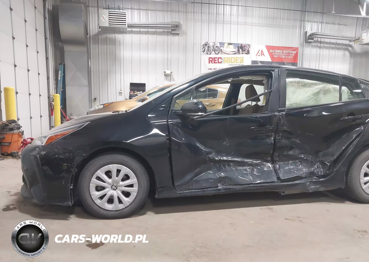 2019 Toyota Prius Le VIN:JTDKARFU5K3076819 - 14