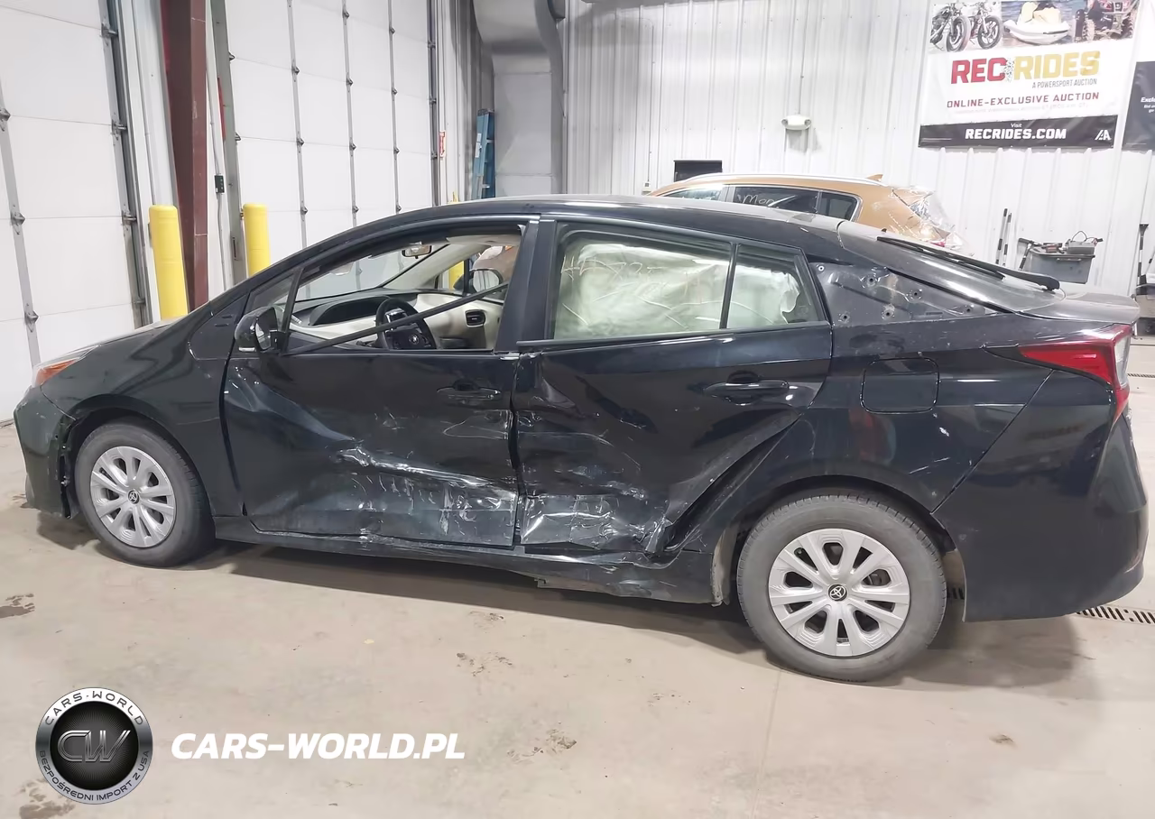 2019 Toyota Prius Le VIN:JTDKARFU5K3076819 - 6