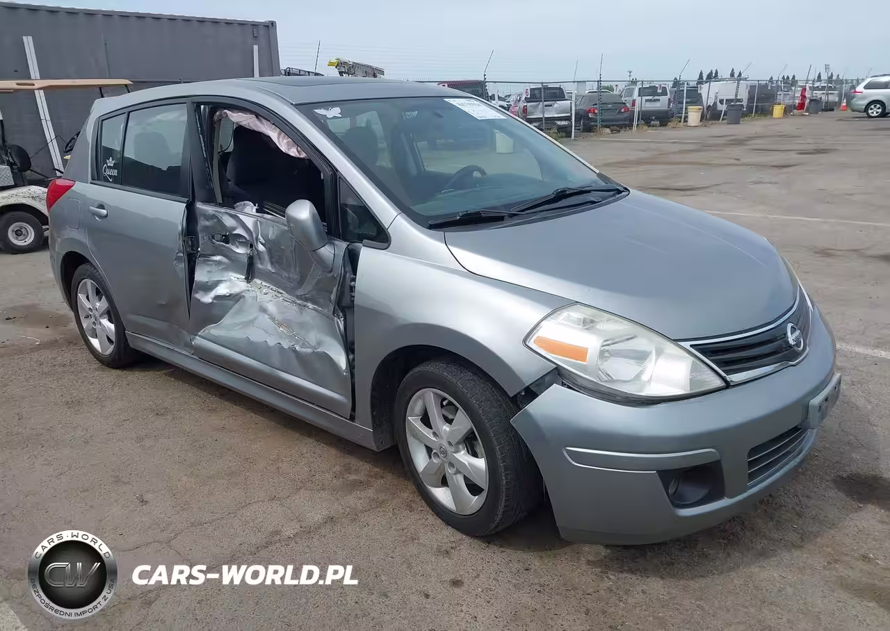 2011 Nissan Versa 1.8Sl