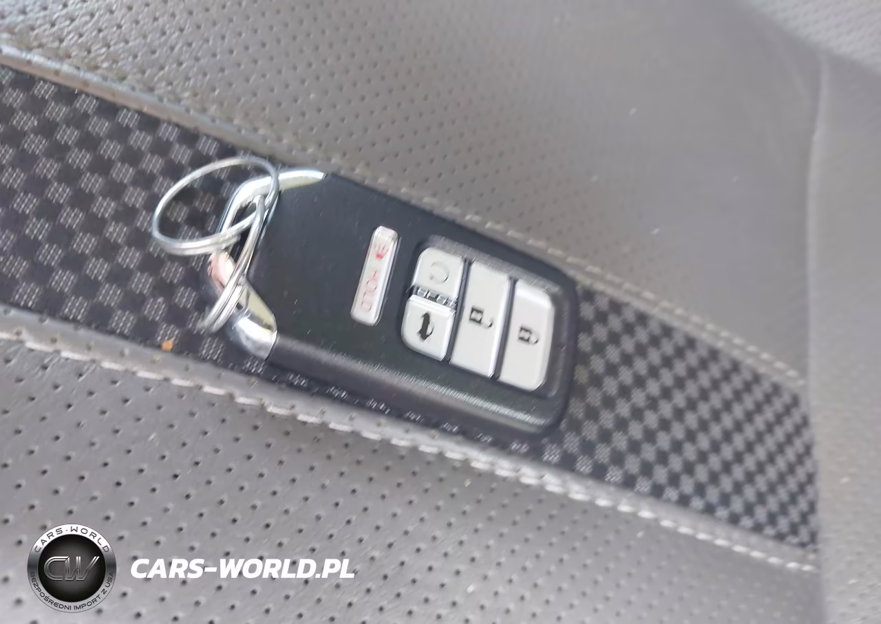 2021 Honda Civic Touring VIN:19XFC1F96ME005214 - 11