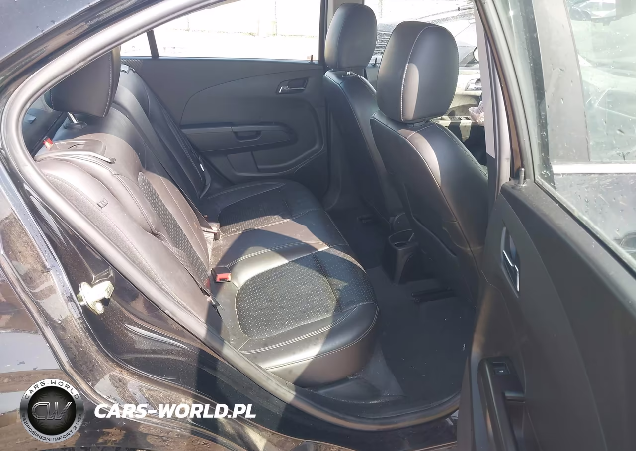 2018 Chevrolet Sonic Premier Auto VIN:1G1JF5SB9J4135768 - 8