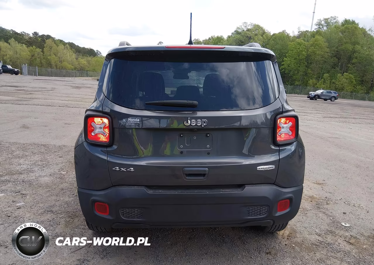 2022 Jeep Renegade Latitude 4X4 VIN:ZACNJDB19NPN78614 - 17