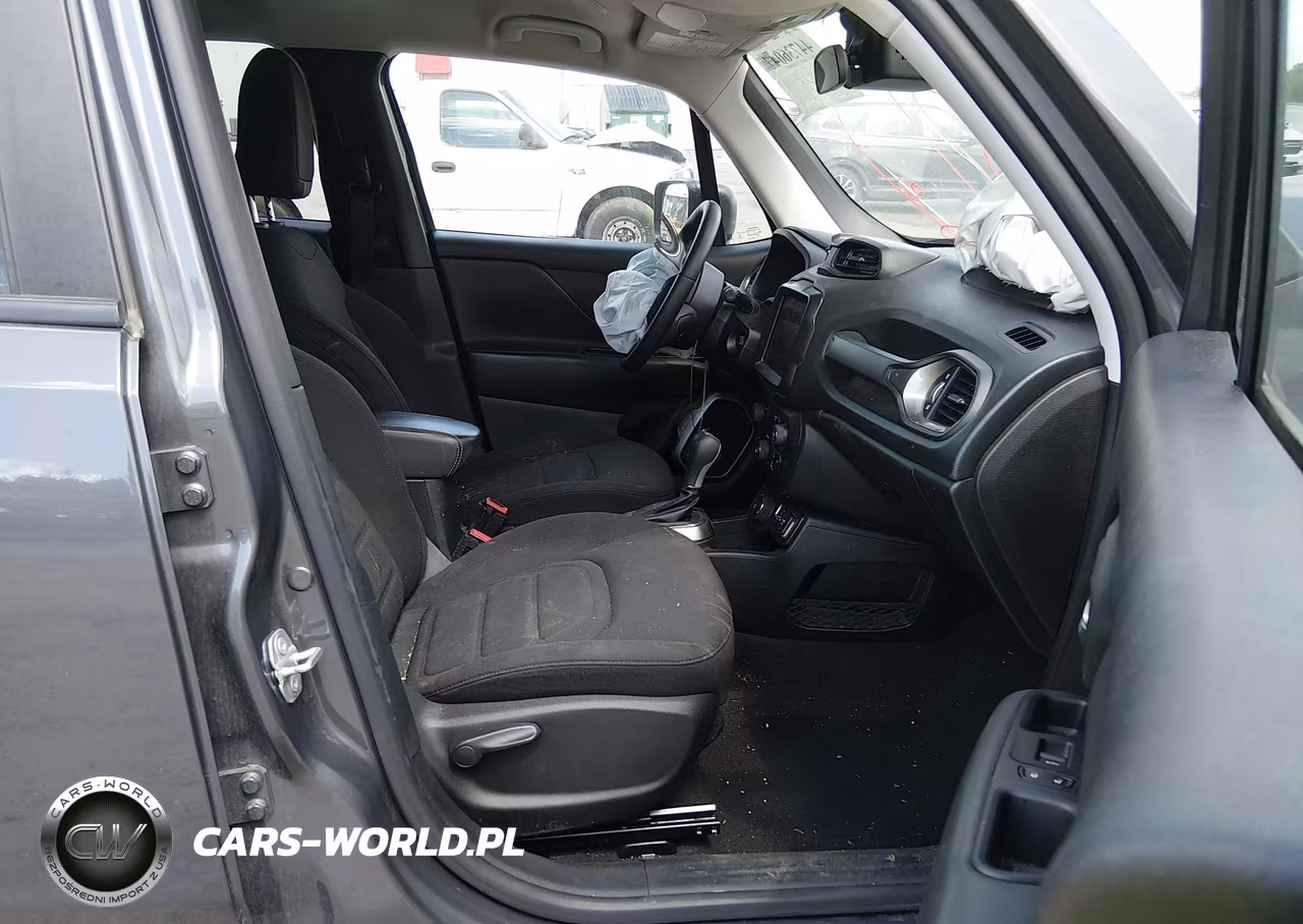 2022 Jeep Renegade Latitude 4X4 VIN:ZACNJDB19NPN78614 - 5