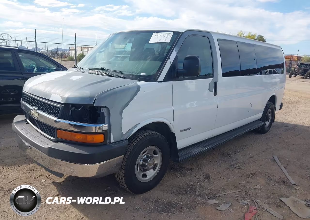 2004 Chevrolet Express VIN:1GAHG39U041173242 - 2