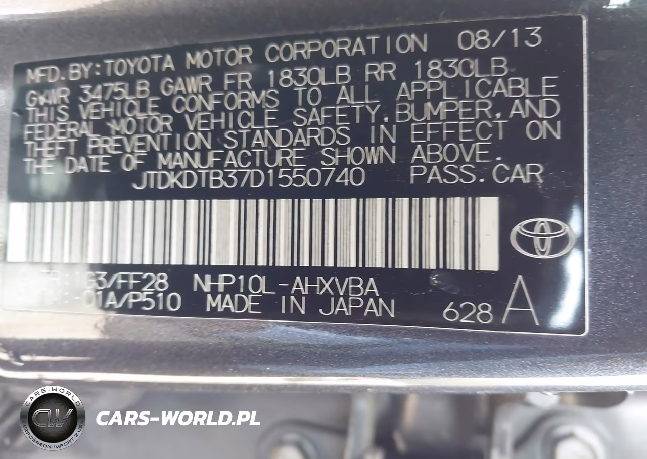 2013 Toyota Prius C Two VIN:JTDKDTB37D1550740 - 9