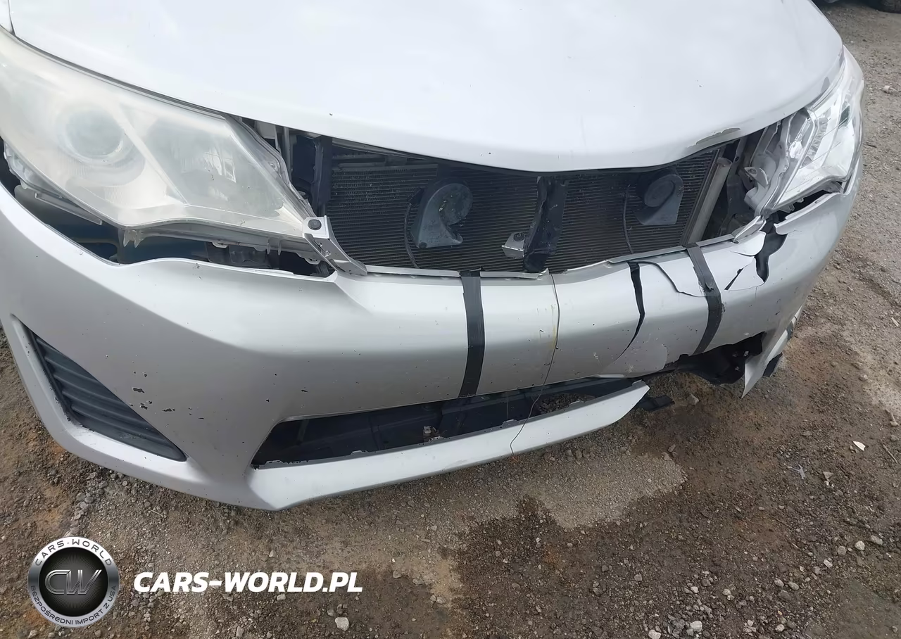 2014 Toyota Camry Le VIN:4T4BF1FKXER345298 - 12