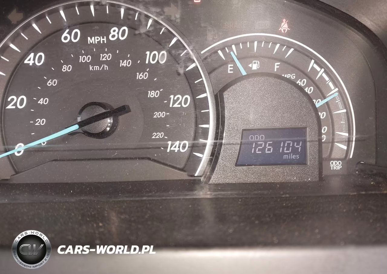 2014 Toyota Camry Le VIN:4T4BF1FKXER345298 - 16