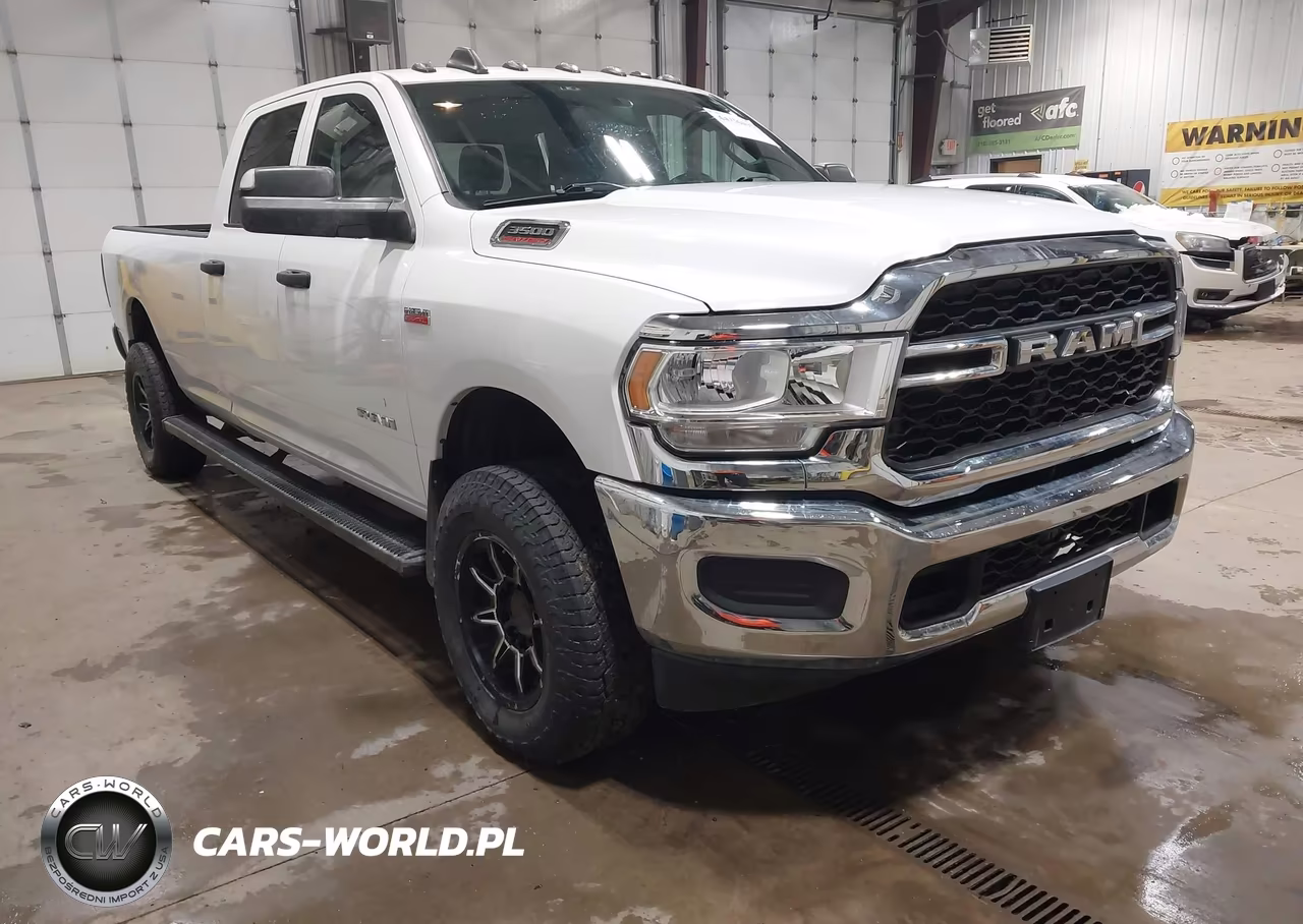 2021 Ram 3500 Tradesman 4X4 8' Box