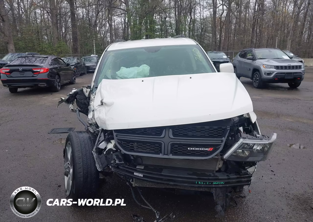 2018 Dodge Journey Crossroad Awd VIN:3C4PDDGG9JT145538 - 10