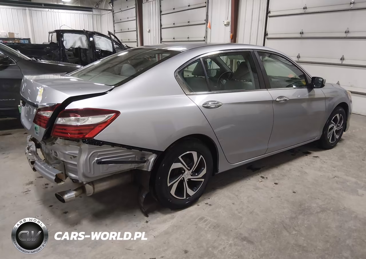 2017 Honda Accord Lx VIN:1HGCR2F31HA302923 - 4
