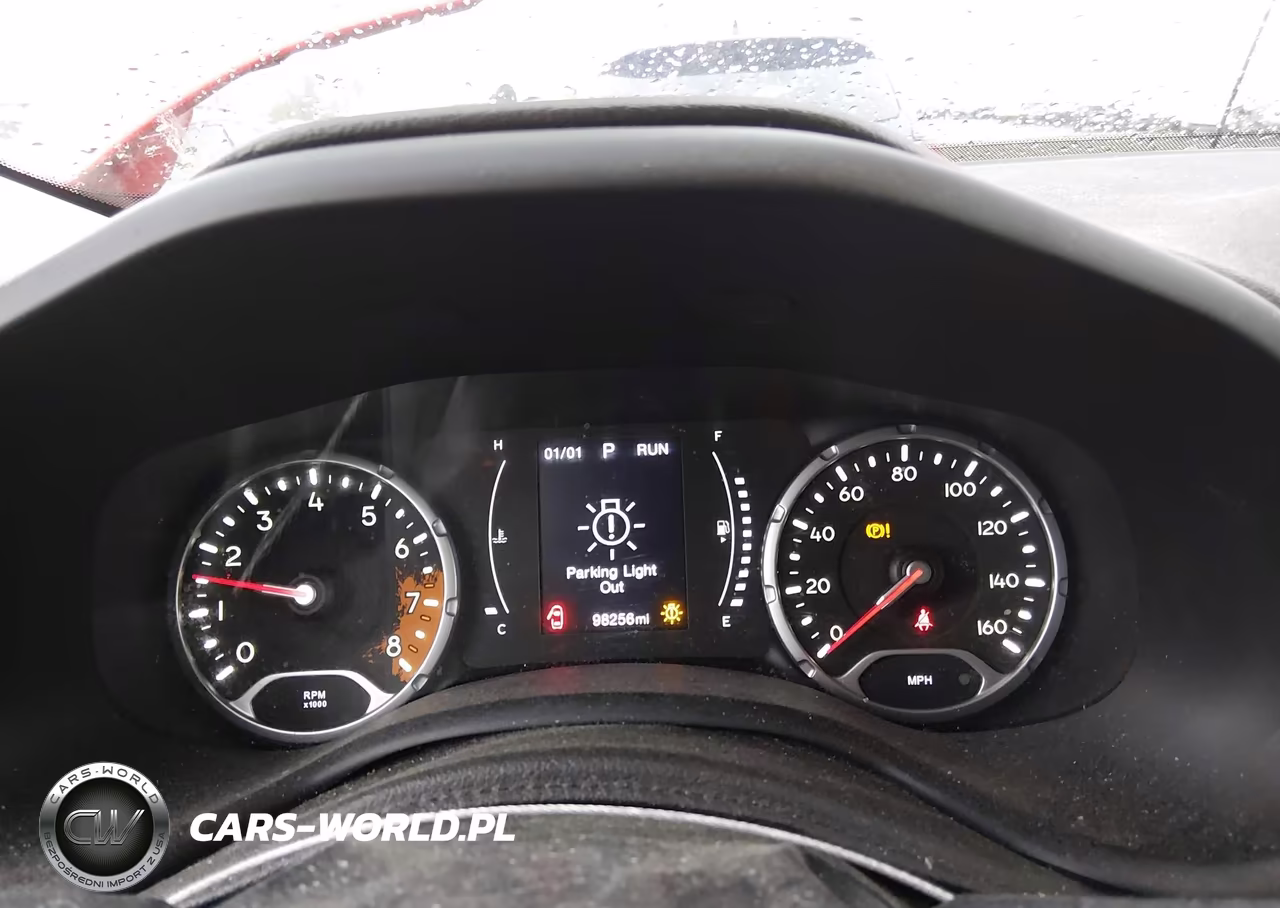 2017 Jeep Renegade Latitude 4X4 VIN:ZACCJBBB9HPE82719 - 7