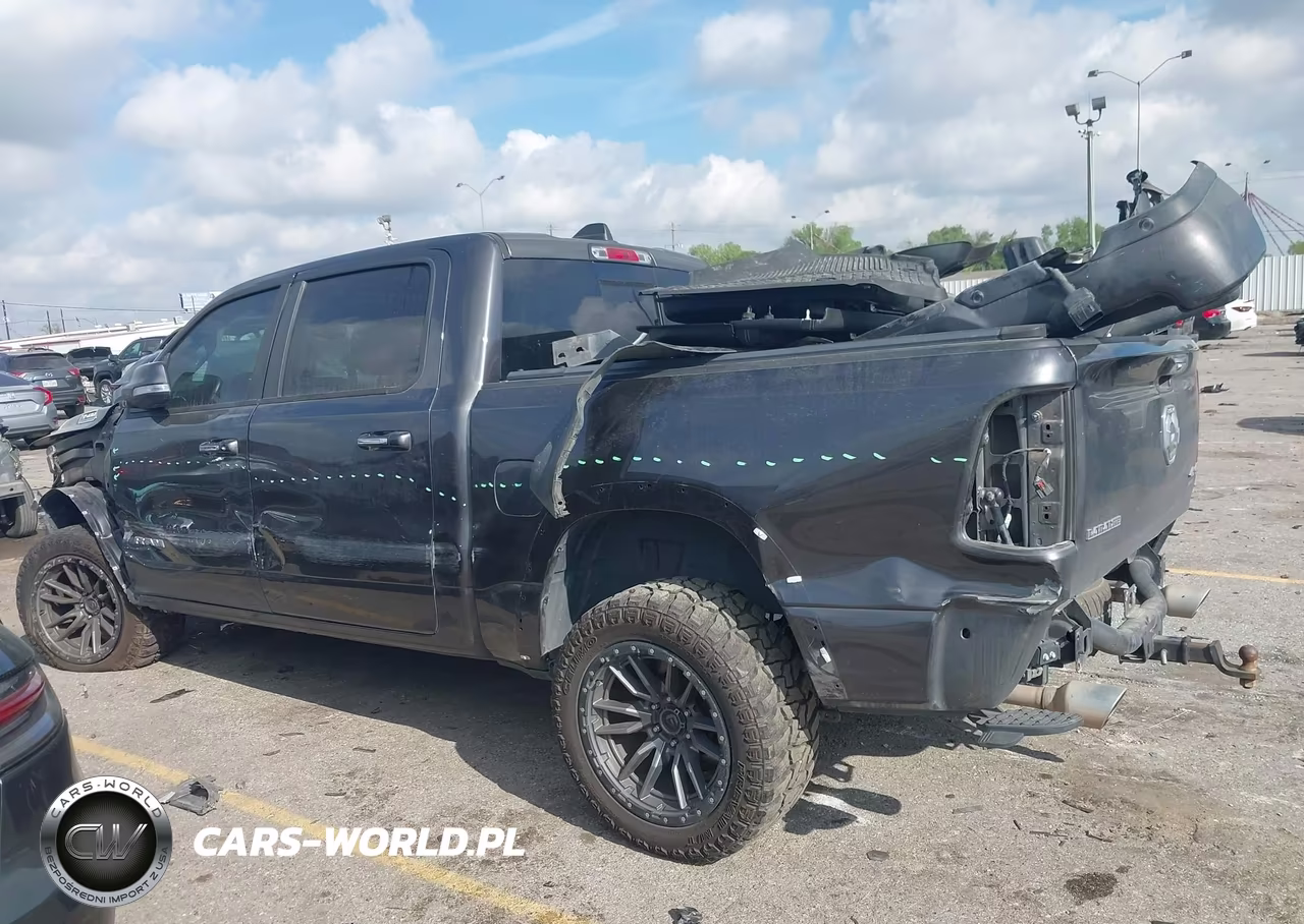 2021 Ram 1500 Laramie 4X4 5'7 Box VIN:1C6SRFJT3MN638625 - 14