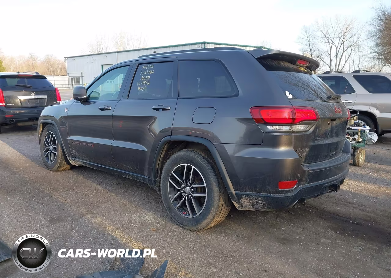 2018 Jeep Grand Cherokee Trailhawk 4X4 VIN:1C4RJFLG7JC504402 - 3