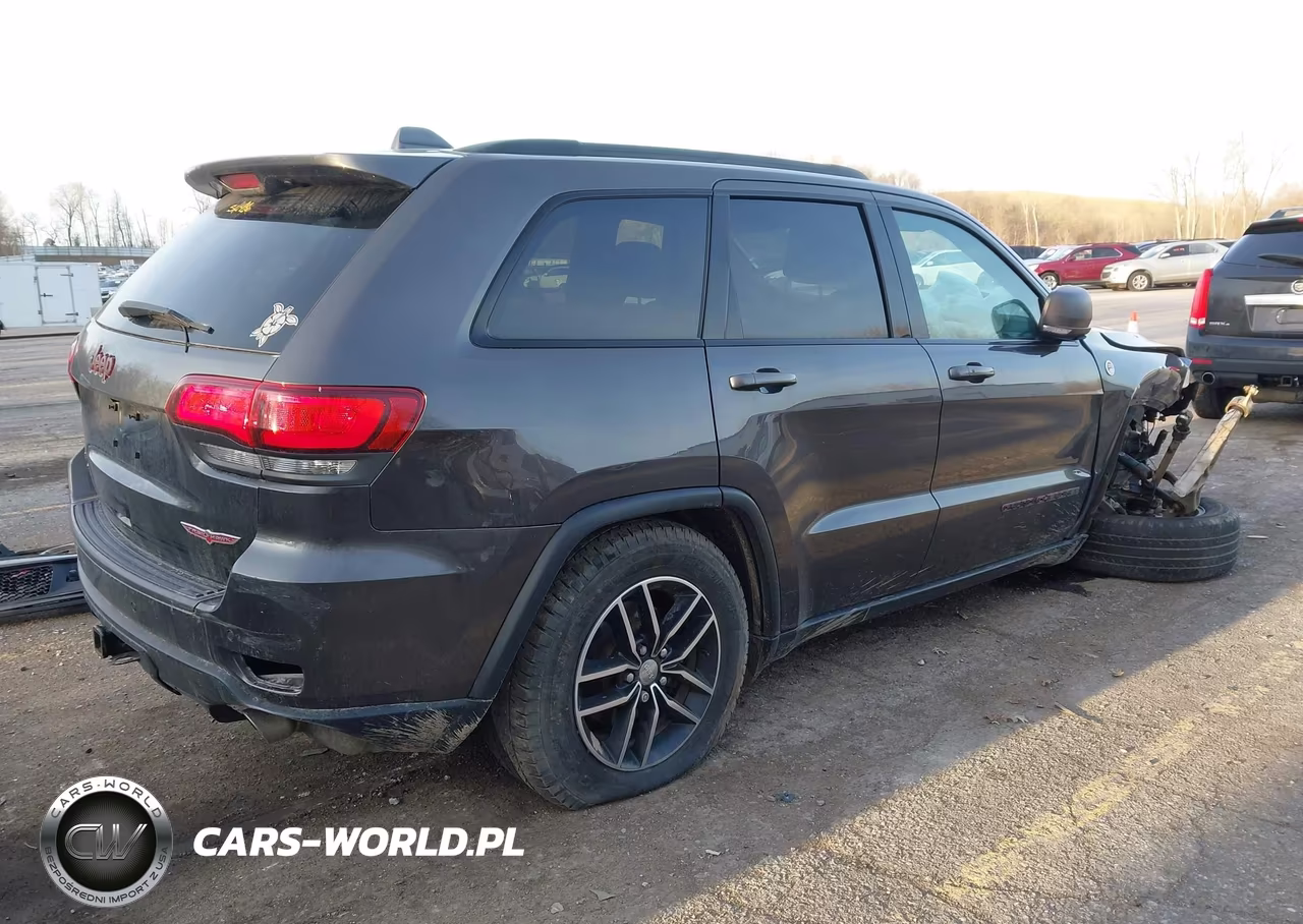 2018 Jeep Grand Cherokee Trailhawk 4X4 VIN:1C4RJFLG7JC504402 - 4