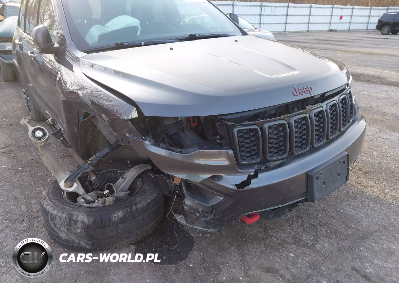 2018 Jeep Grand Cherokee Trailhawk 4X4 VIN:1C4RJFLG7JC504402 - 6