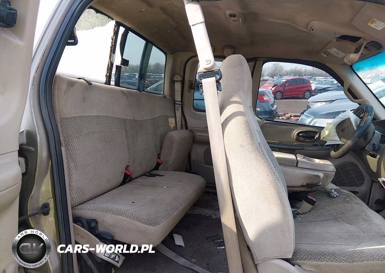2001 Ford F-150 Lariat-Xl-Xlt VIN:1FTRX18L21NA29740 - 8