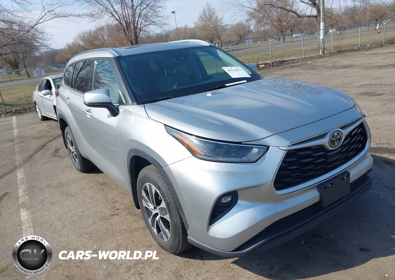 2021 Toyota Highlander Xle