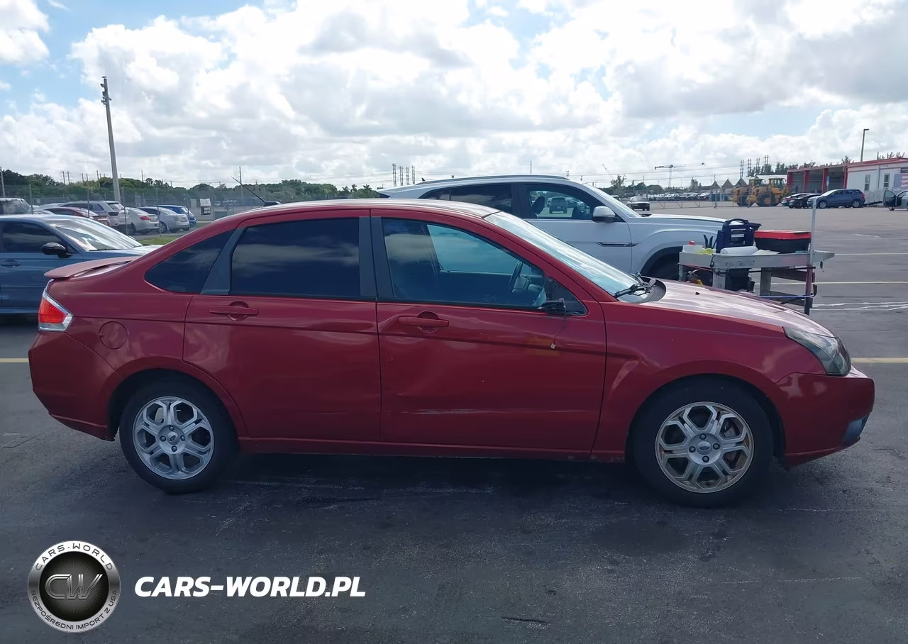 2009 Ford Focus Ses VIN:1FAHP36N49W270237 - 13