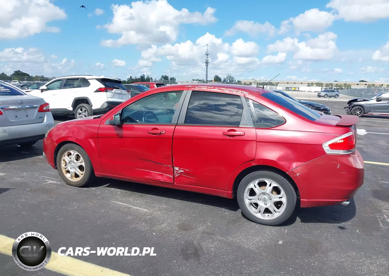 2009 Ford Focus Ses VIN:1FAHP36N49W270237 - 14