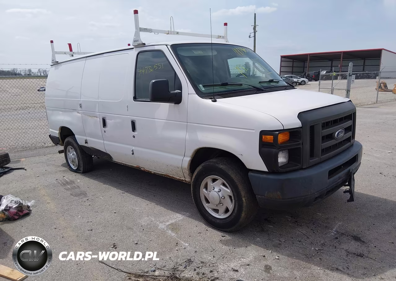 2013 Ford E-250 Commercial – zdjęcie 1 z 17