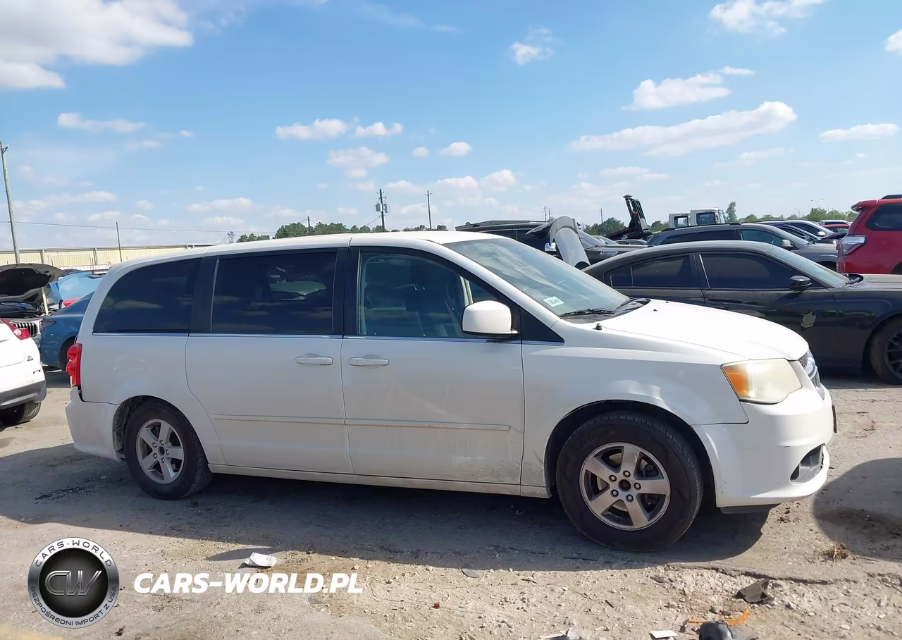 2012 Dodge Grand Caravan Crew VIN:2C4RDGDGXCR206190 - 13