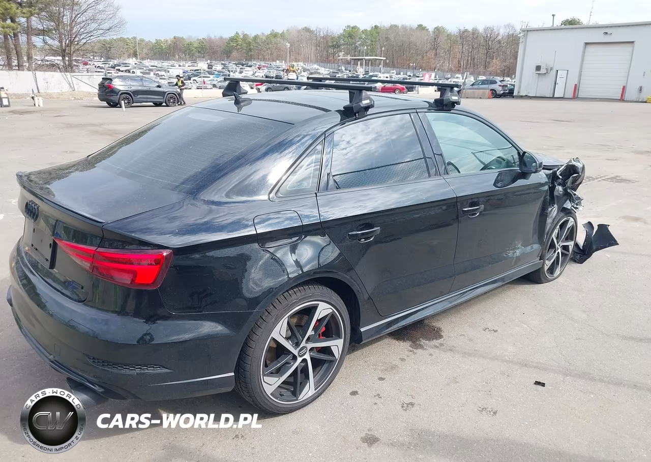 2020 Audi A3 Premium 45 Tfsi S Line Quattro S Tronic VIN:WAUBEGFF7LA022314 - 4
