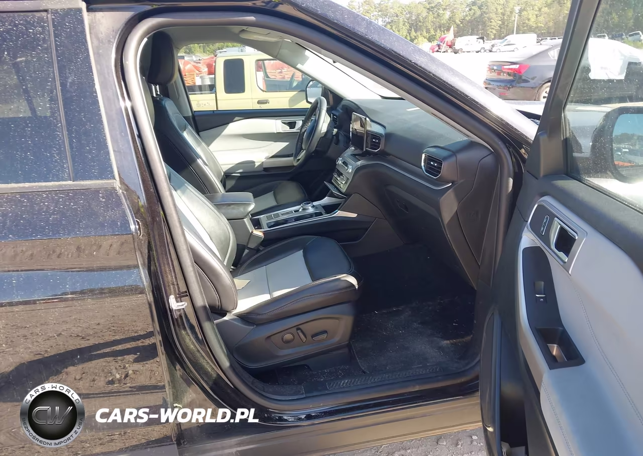 2023 Ford Explorer Xlt VIN:1FMSK7DH7PGA51889 - 5