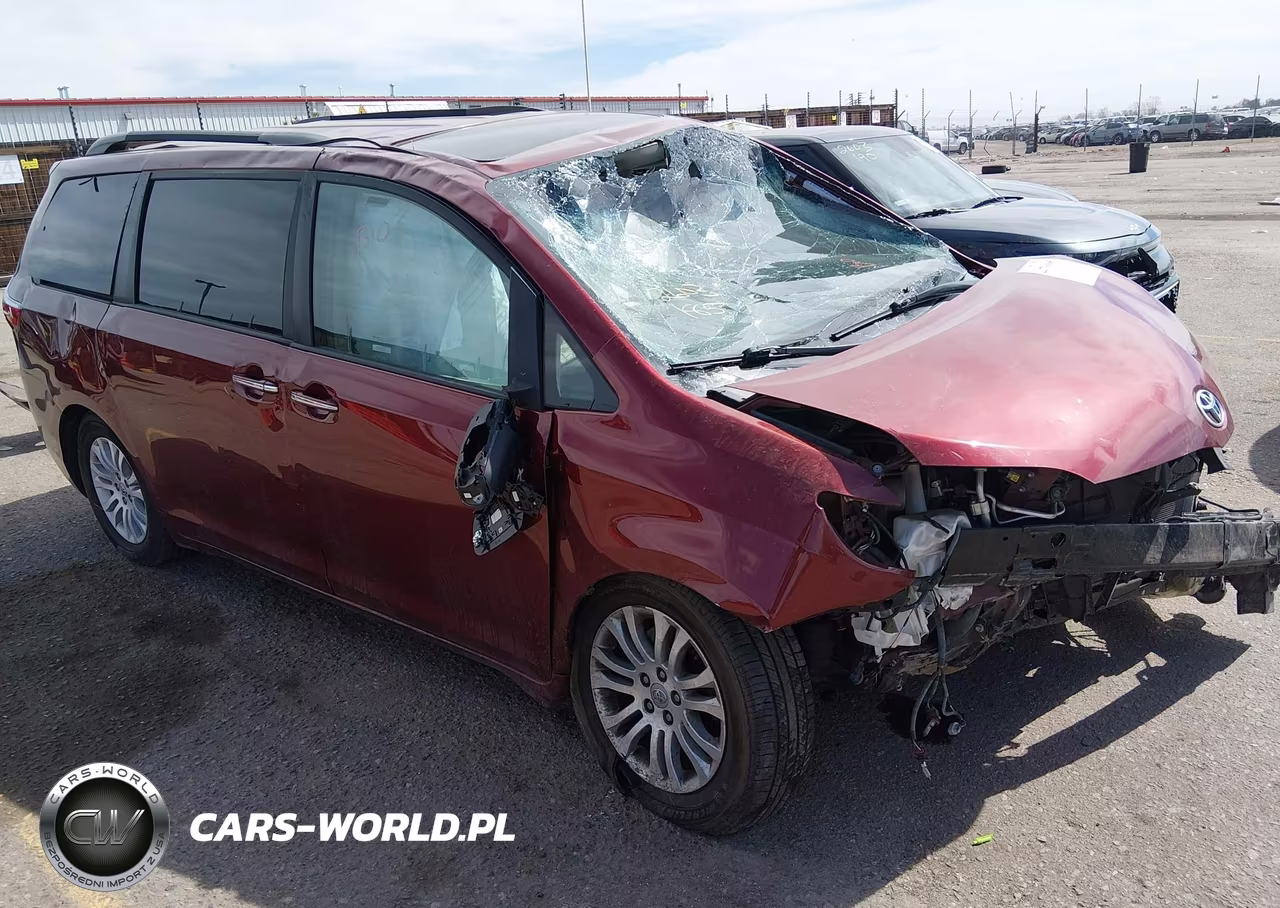 2017 Toyota Sienna Xle Premium 8 Passenger