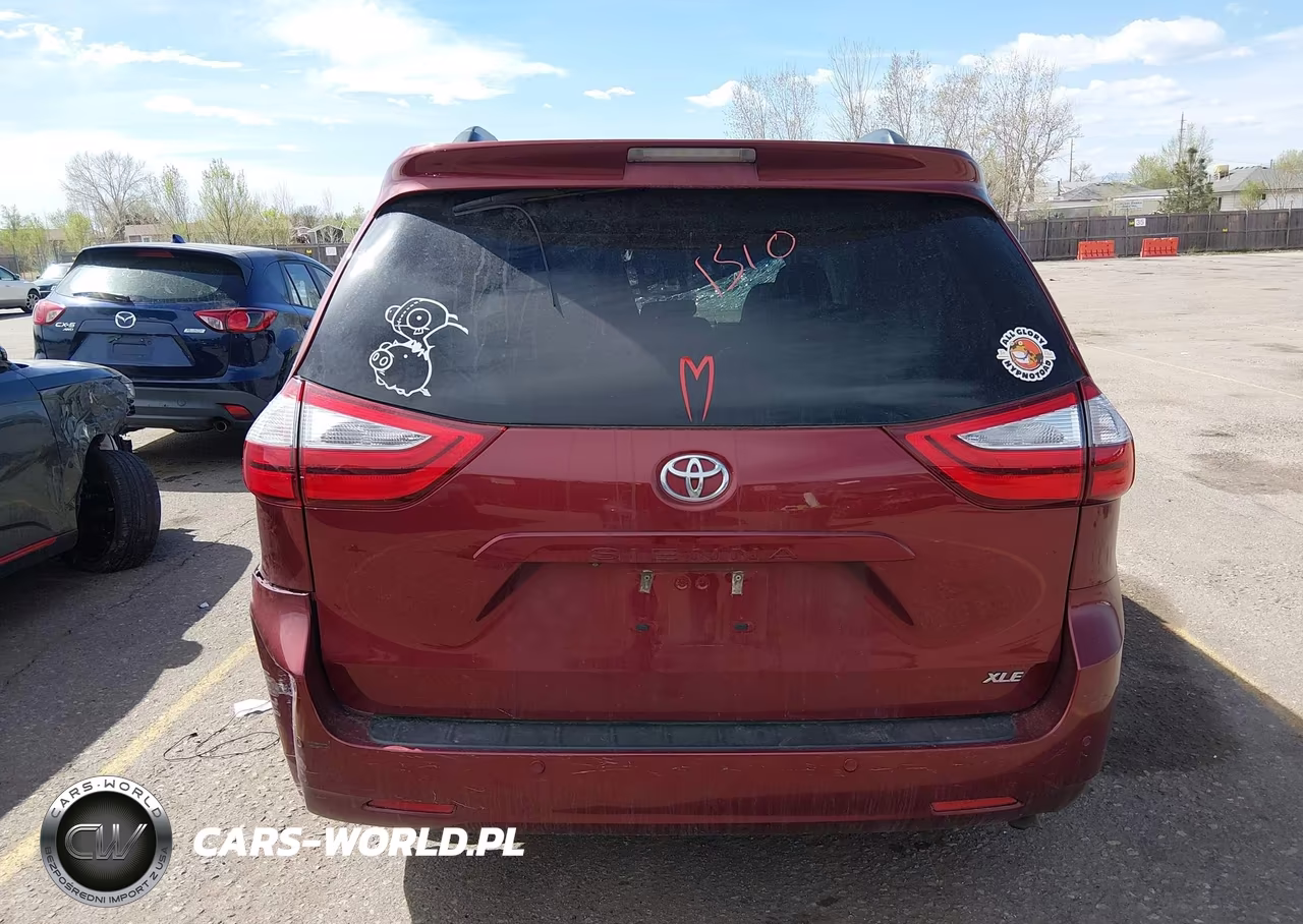 2017 Toyota Sienna Xle Premium 8 Passenger VIN:5TDYZ3DC6HS826312 - 17