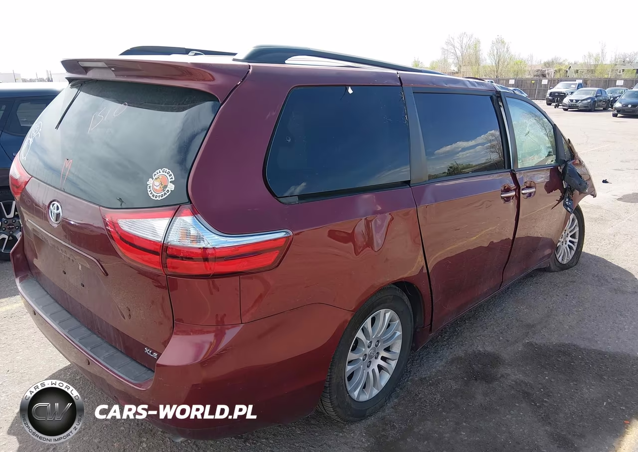 2017 Toyota Sienna Xle Premium 8 Passenger VIN:5TDYZ3DC6HS826312 - 4