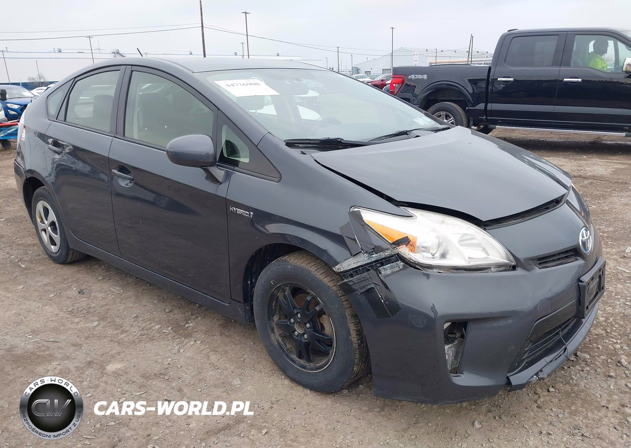 2014 Toyota Prius Three