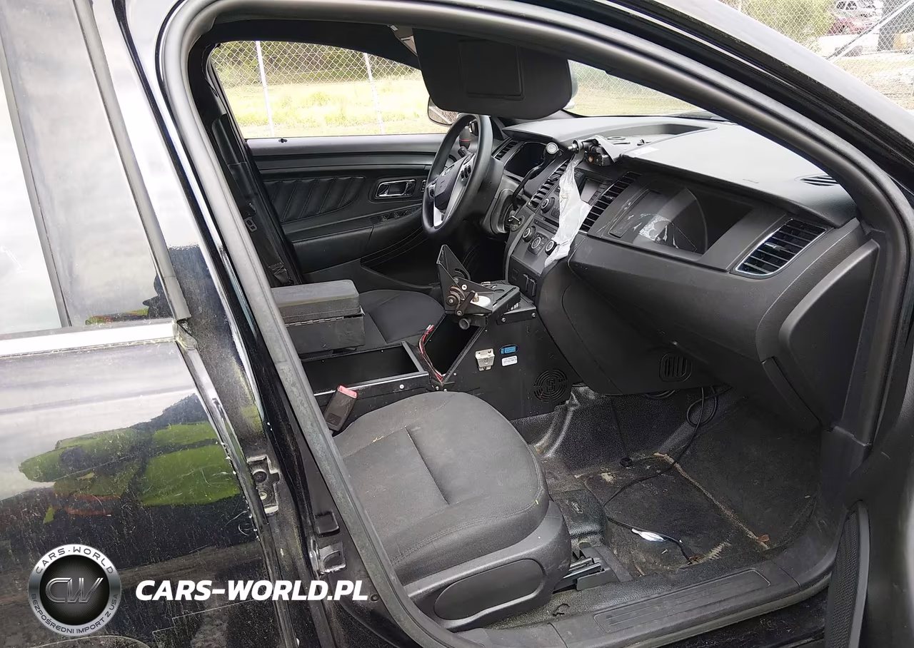 2018 Ford Police Interceptor VIN:1FAHP2L84JG133838 - 5