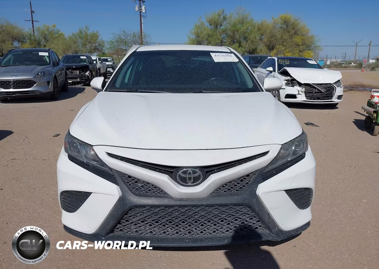 2020 Toyota Camry Se VIN:4T1G11AKXLU881834 - 13