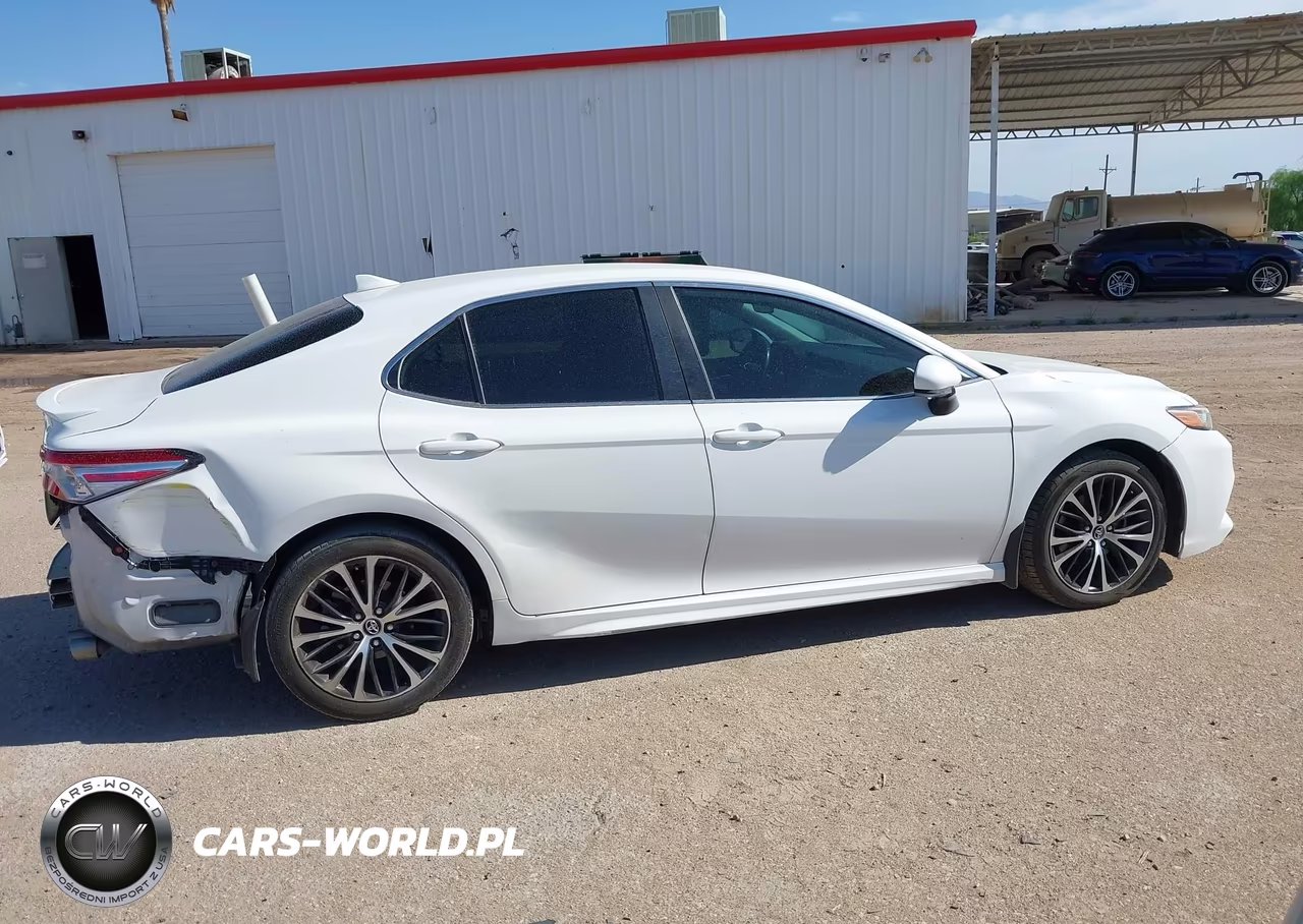 2020 Toyota Camry Se VIN:4T1G11AKXLU881834 - 14