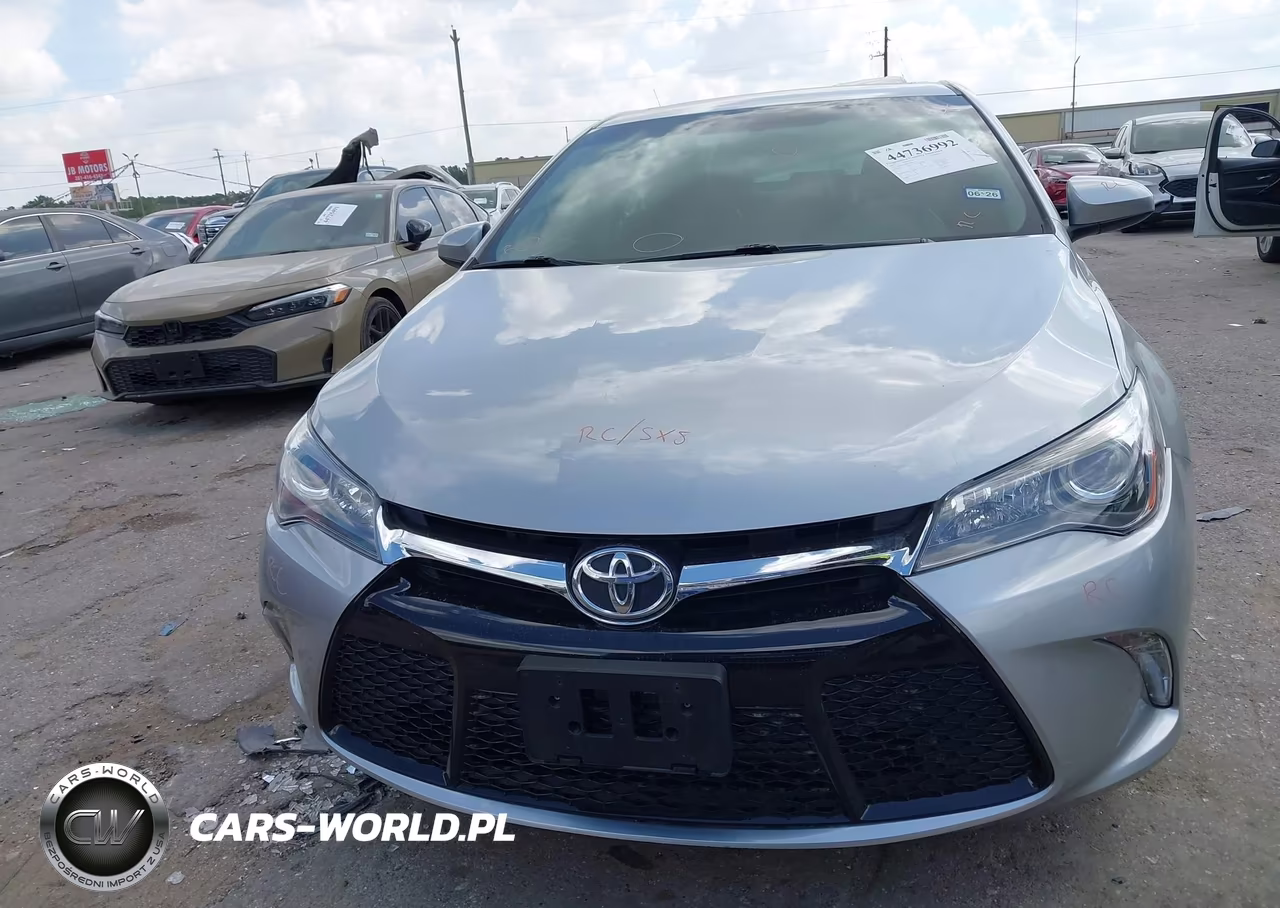 2015 Toyota Camry Xse VIN:4T1BF1FK0FU990151 - 13