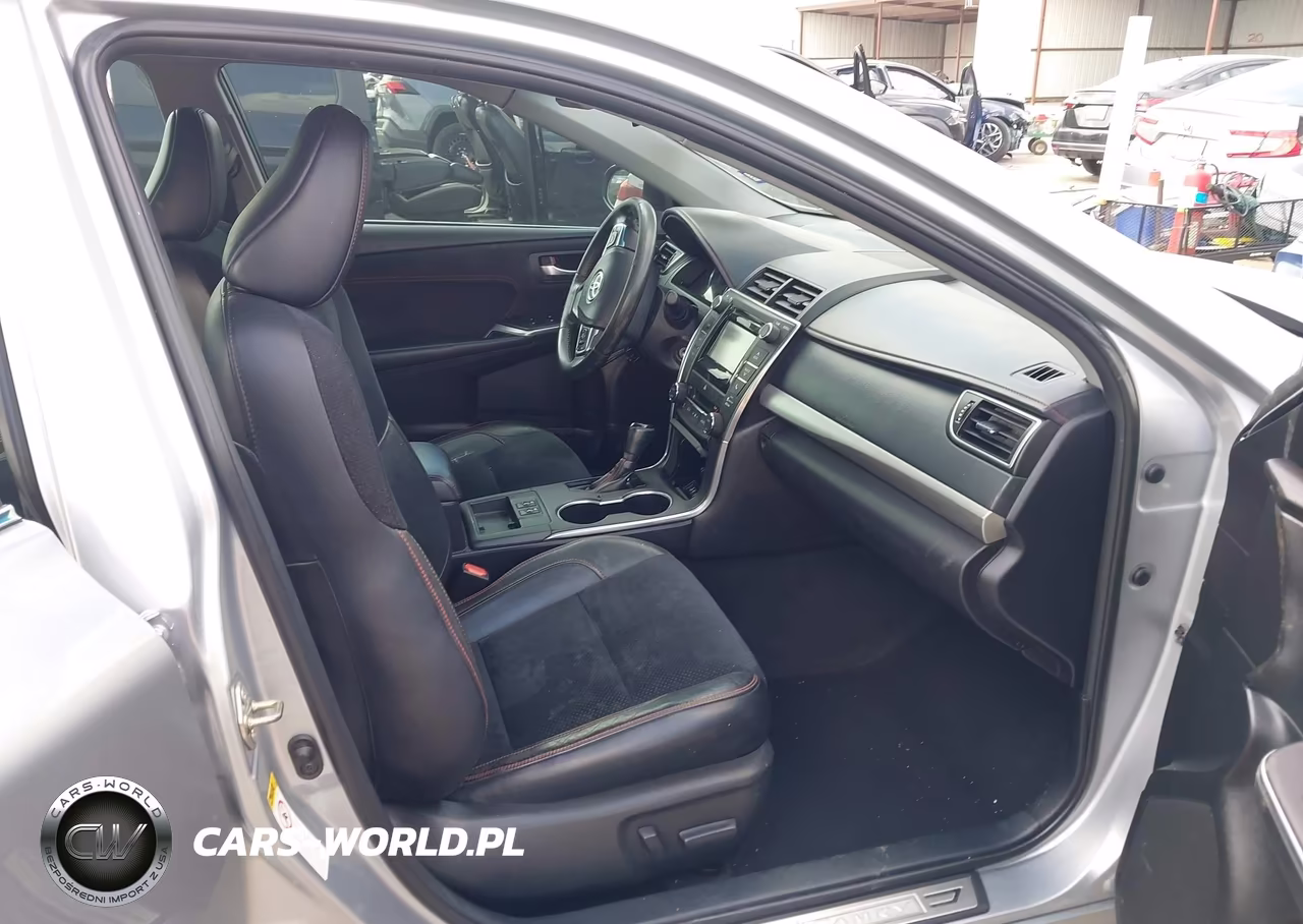 2015 Toyota Camry Xse VIN:4T1BF1FK0FU990151 - 5