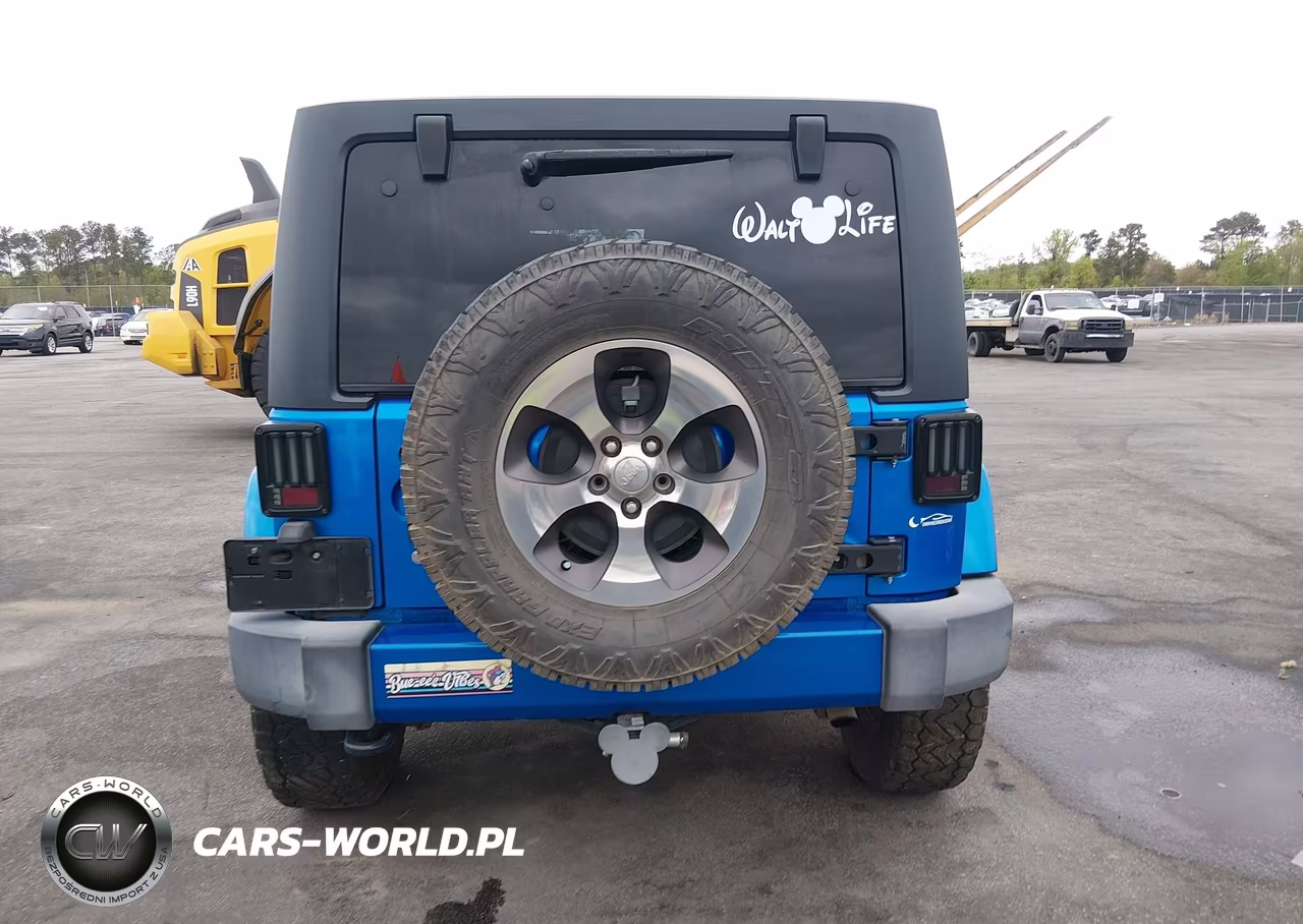 2016 Jeep Wrangler Unlimited Sahara VIN:1C4BJWEG1GL258020 - 16