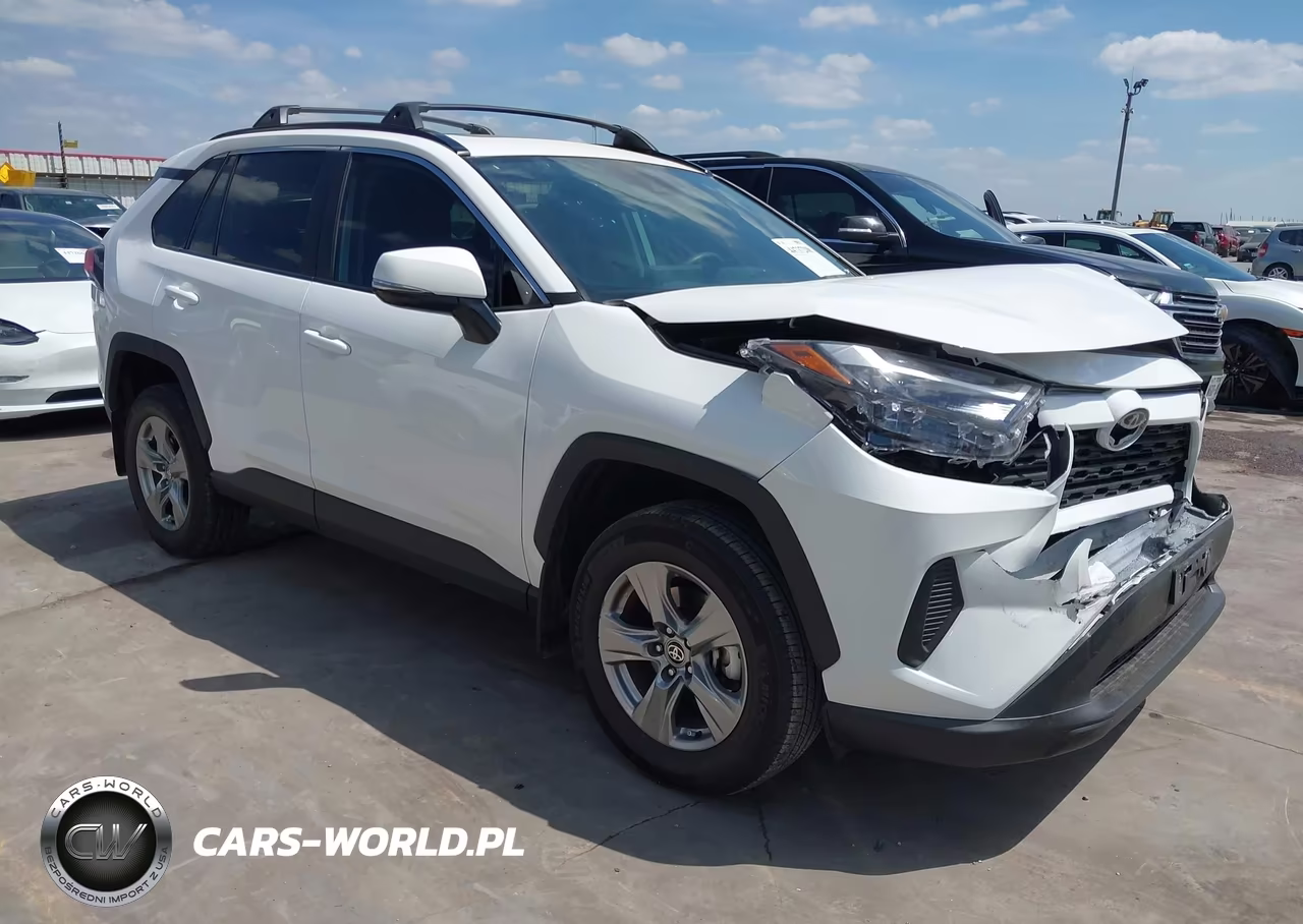 2024 Toyota Rav4 Xle – zdjęcie 1 z 18
