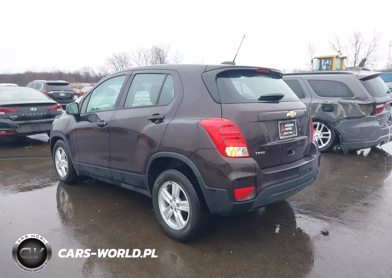 2020 Chevrolet Trax Fwd Ls VIN:KL7CJKSBXLB349645 - 3