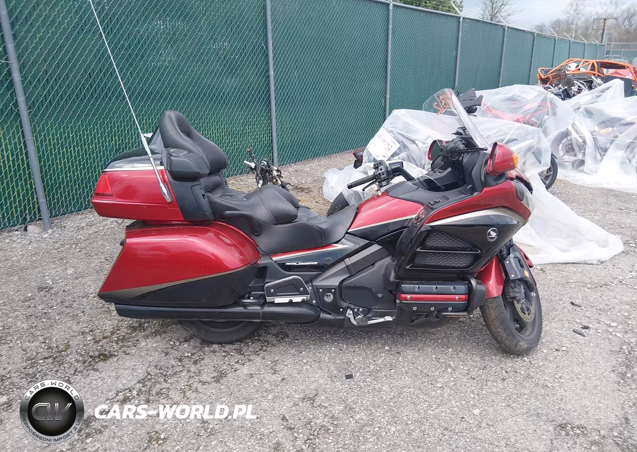 2015 Honda Gl1800 VIN:JH2SC68W3FK100111 - 12