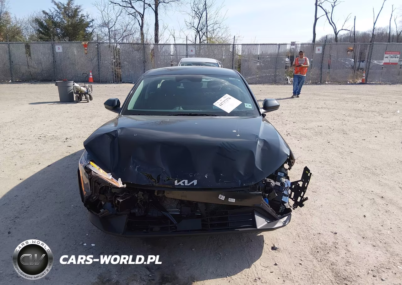 2025 Kia K4 Lxs VIN:3KPFT4DE6SE121494 - 12
